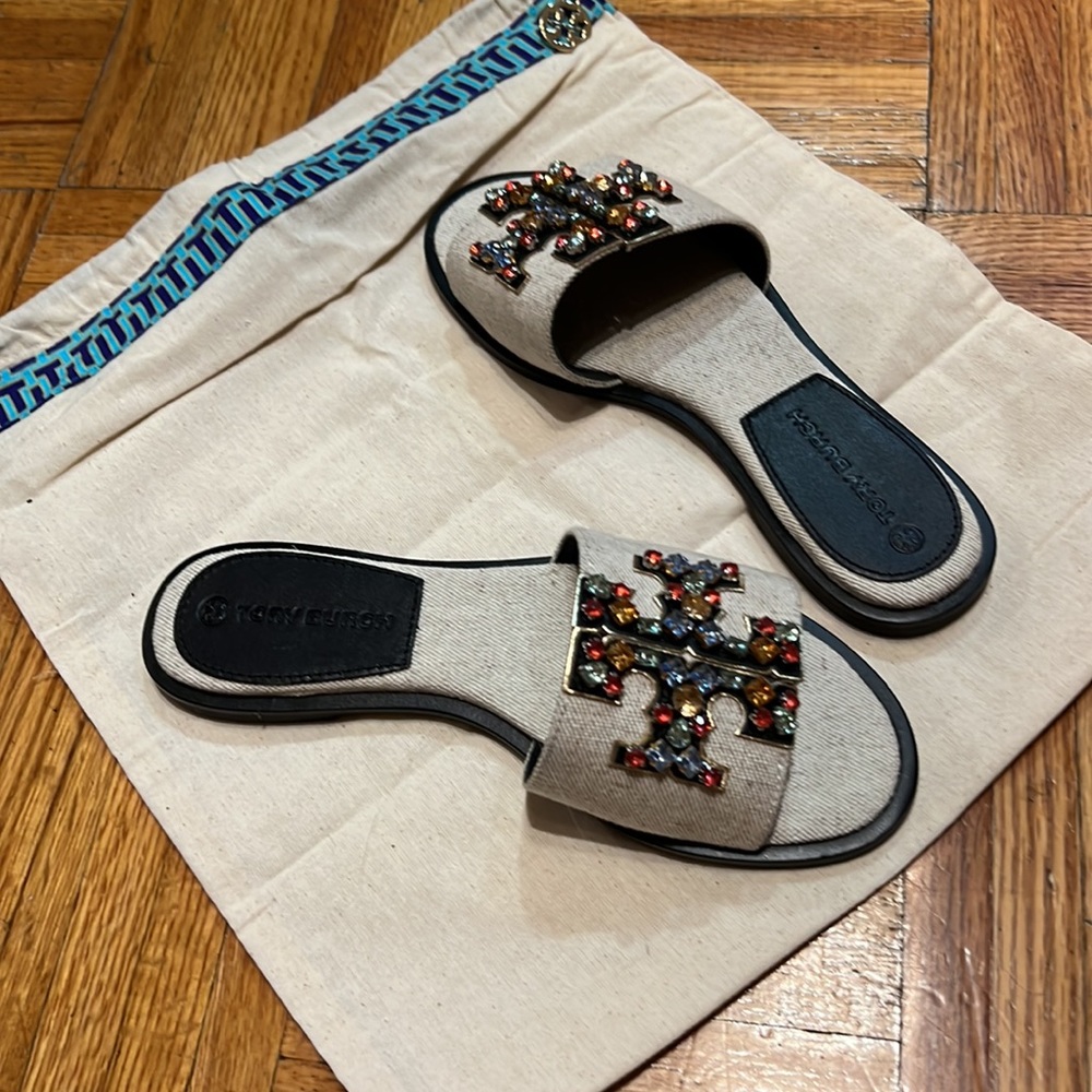 Tory Burch
Women's Natural Ines Flat Embellished Linen & Leather Sandals box&bag